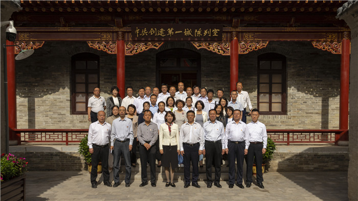 微信图片_202105261623033.jpg 微信图片_202105261623033.jpg