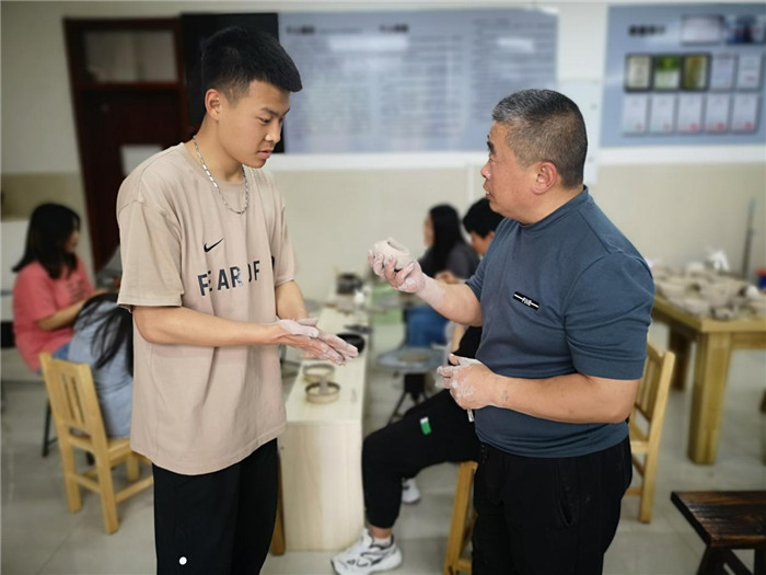 图片12.jpg 图片12.jpg