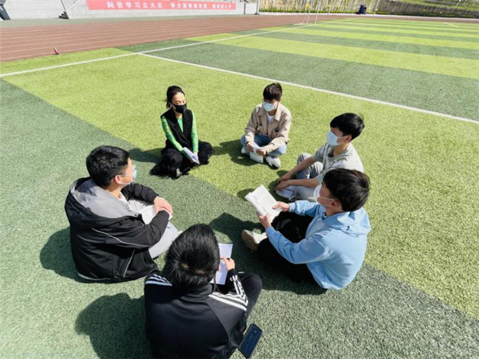 图片2.jpg 图片2.jpg