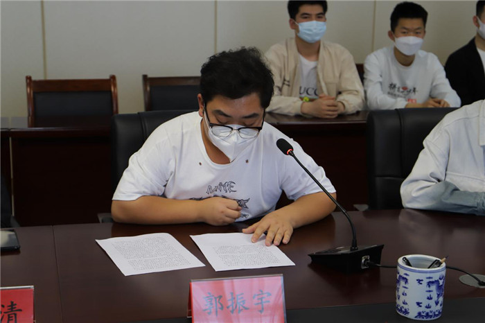 图片5.jpg 图片5.jpg