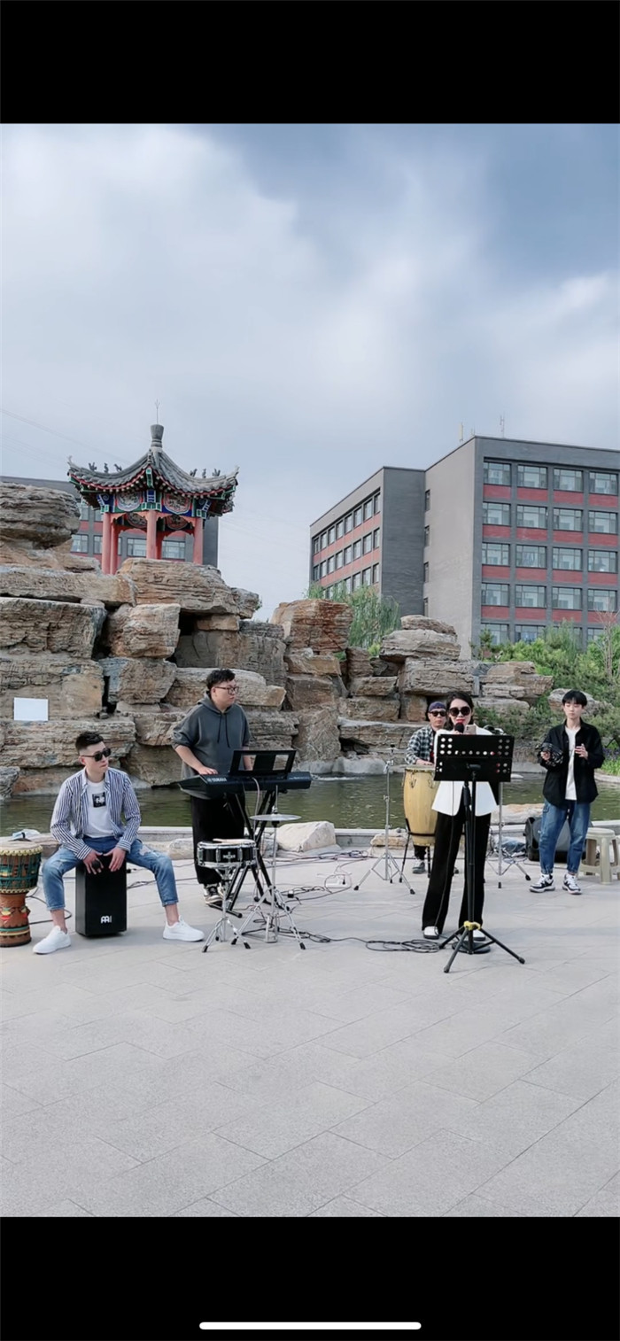 图片5.jpg 图片5.jpg