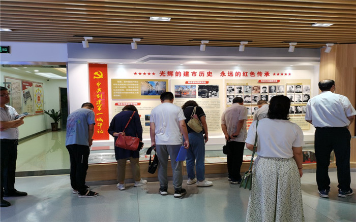 图片3.jpg 图片3.jpg