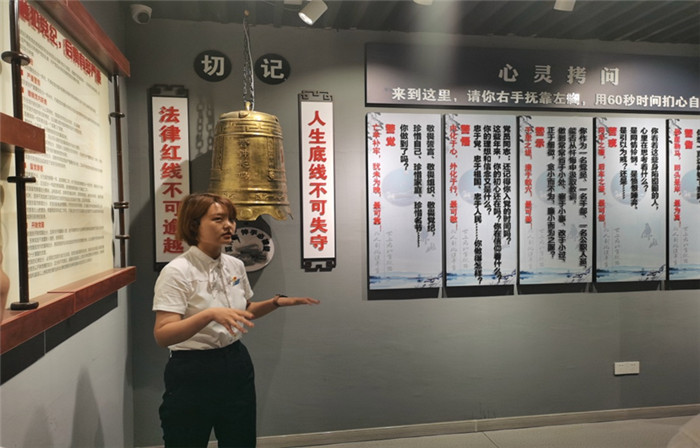 图片4.jpg 图片4.jpg