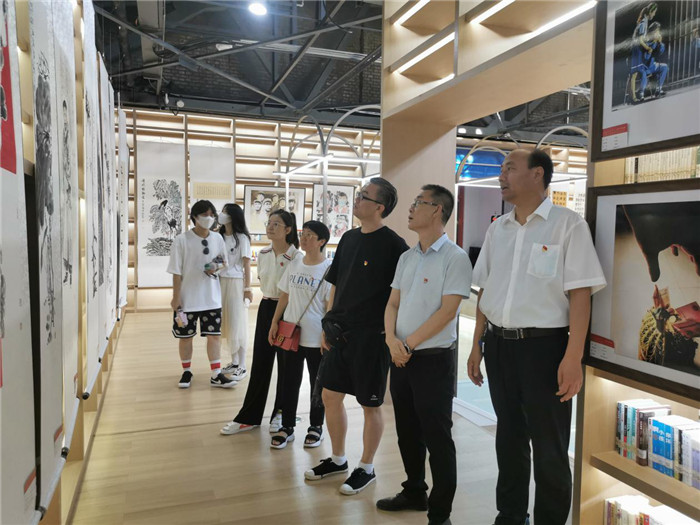 图片6.jpg 图片6.jpg