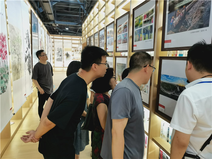 图片5.jpg 图片5.jpg