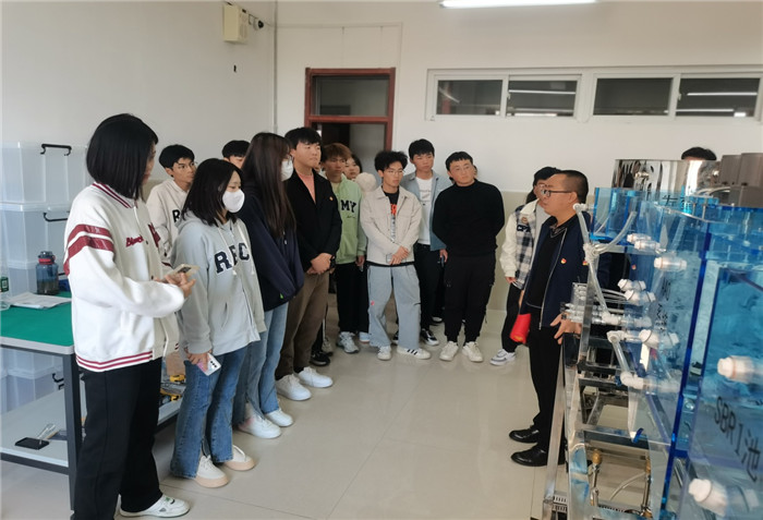 图片3.jpg 图片3.jpg