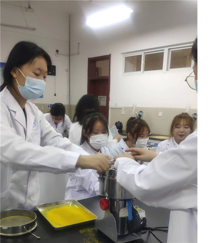 图片3.jpg 图片3.jpg