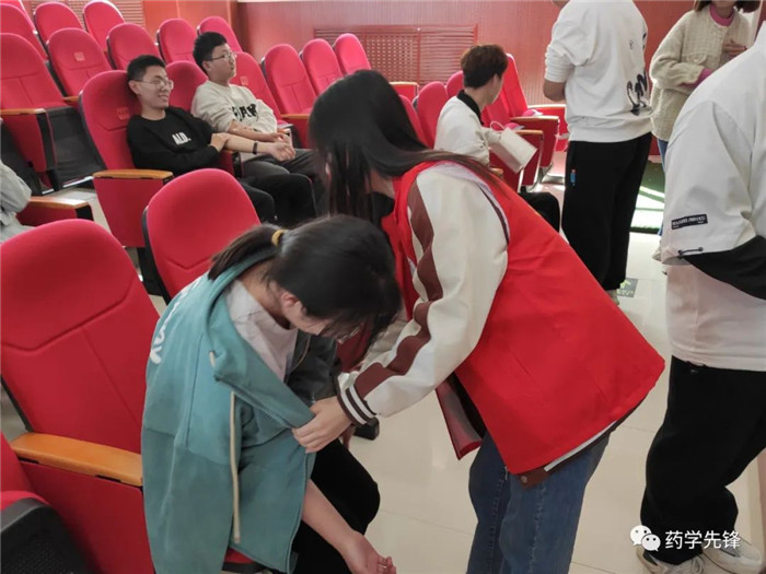 图片8.jpg 图片8.jpg