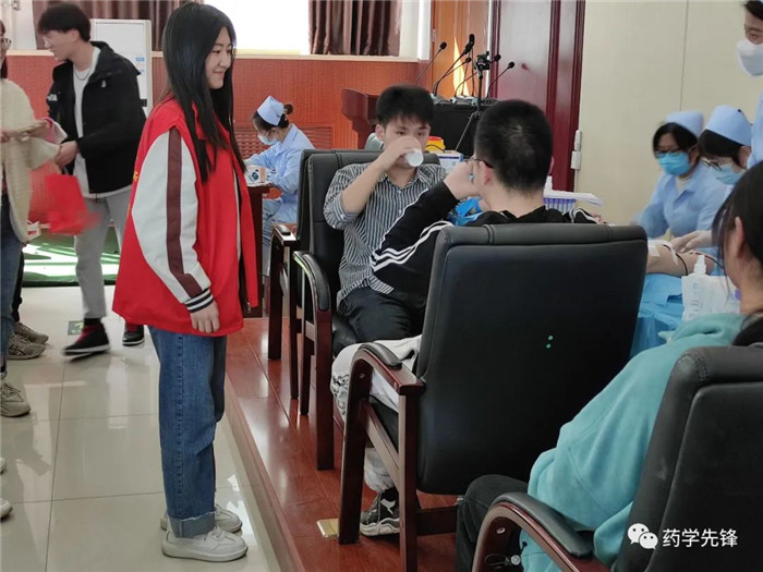 图片10.jpg 图片10.jpg