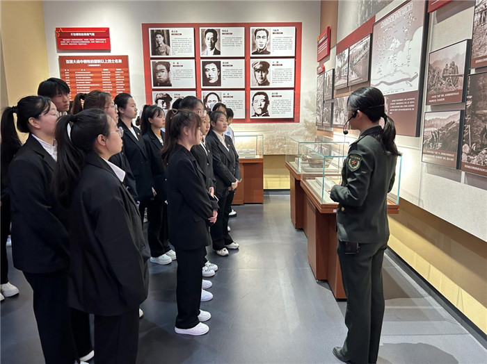 图片9.jpg 图片9.jpg