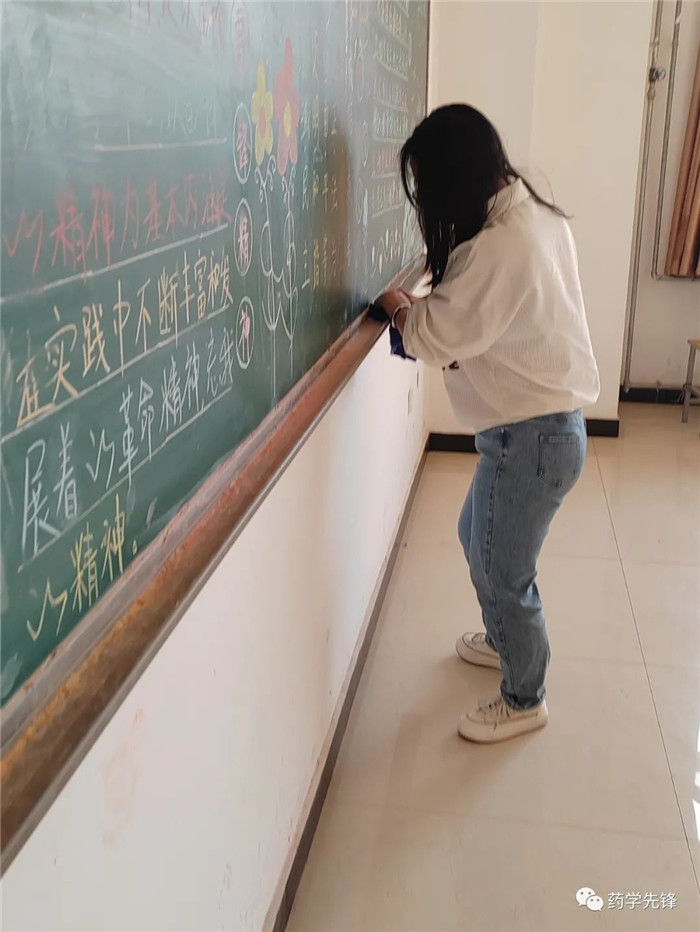 图片12.jpg 图片12.jpg