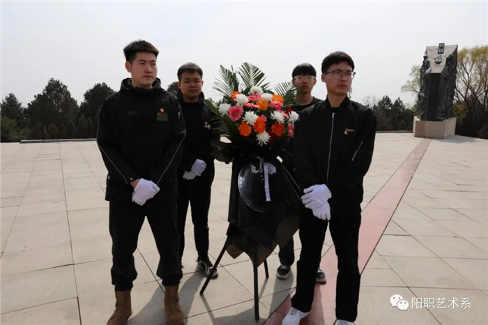 图片2.jpg 图片2.jpg