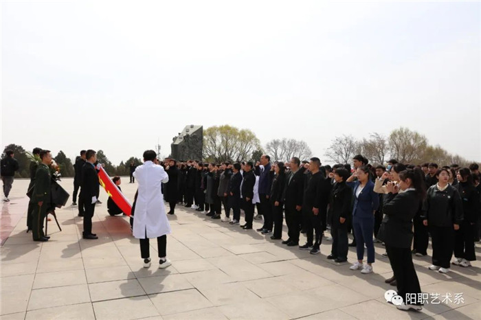 图片4.jpg 图片4.jpg