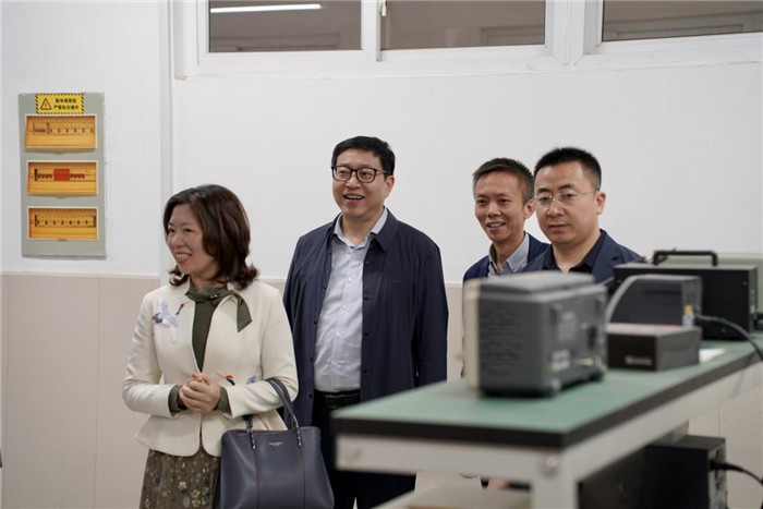图片5.jpg 图片5.jpg