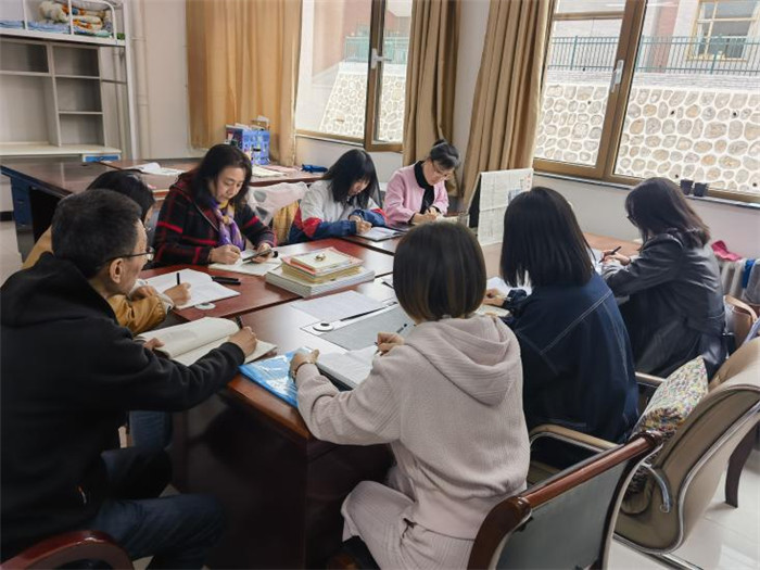 图片5.jpg 图片5.jpg