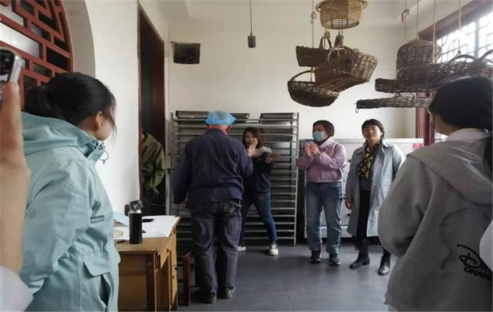 图片5.jpg 图片5.jpg