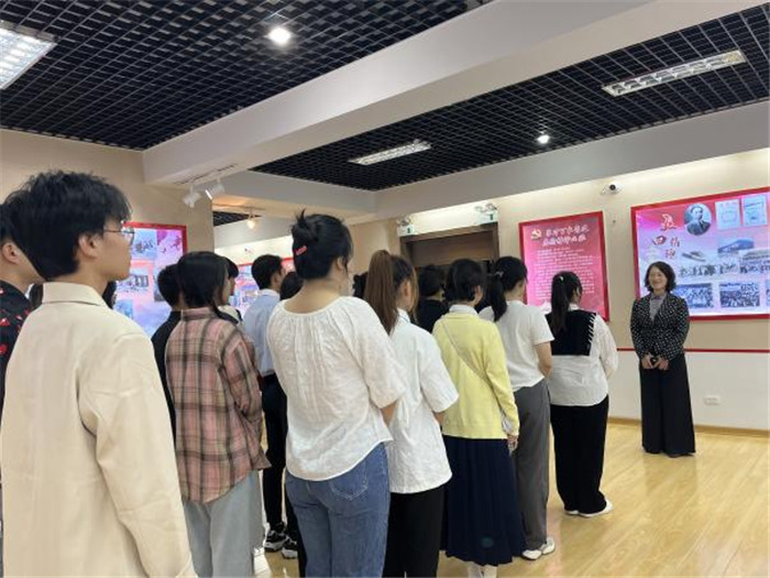 图片4.jpg 图片4.jpg