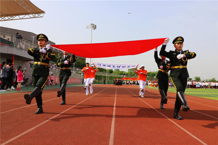 图片2.jpg 图片2.jpg