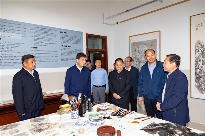 图片3.jpg 图片3.jpg