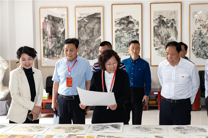 图片2.jpg 图片2.jpg