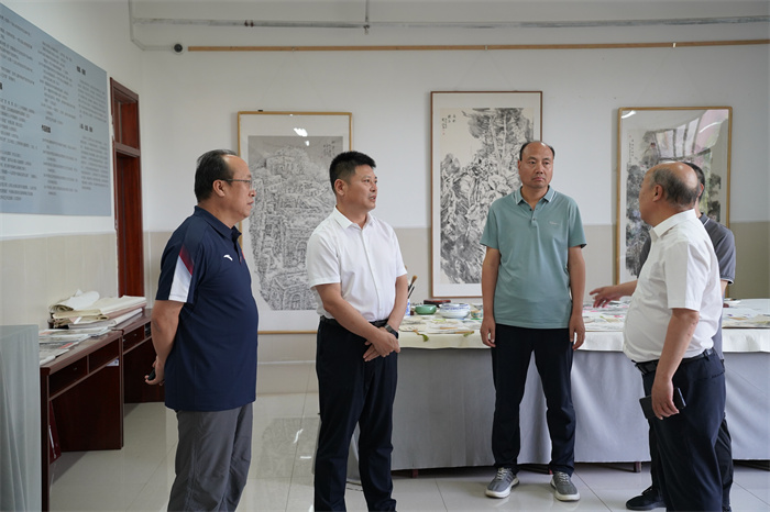 图片2.jpg 图片2.jpg