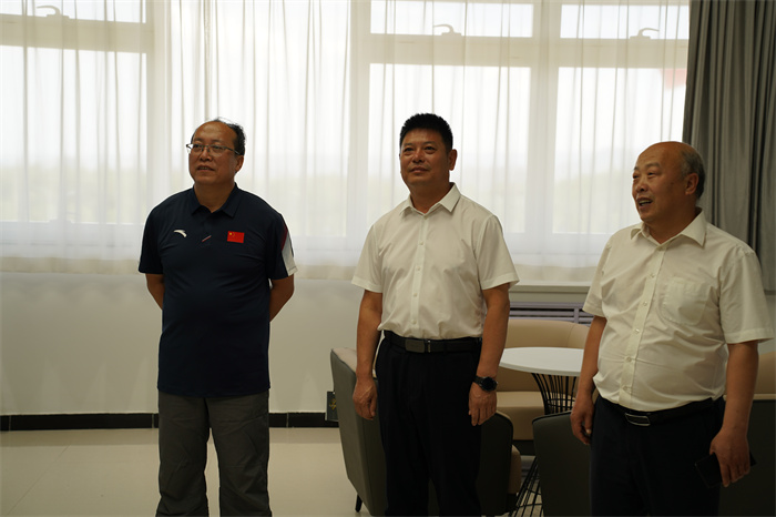 图片5.jpg 图片5.jpg
