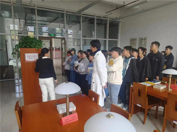 图片2.jpg 图片2.jpg