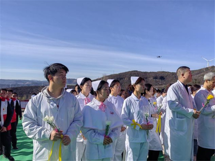 图片4.jpg 图片4.jpg