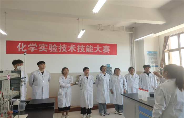 图片4.jpg 图片4.jpg