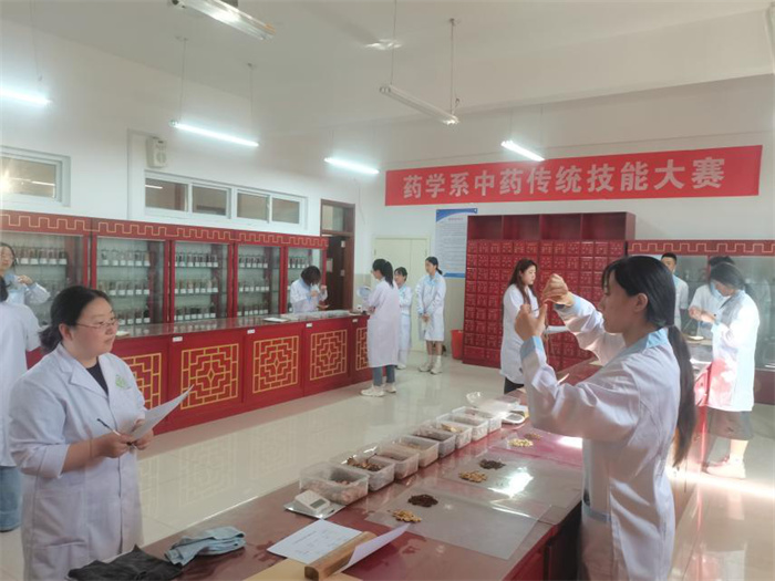 图片2.jpg 图片2.jpg