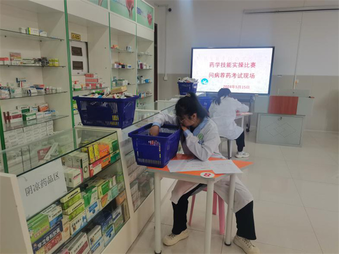 图片4.jpg 图片4.jpg