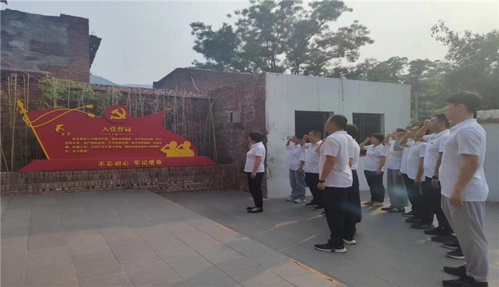 图片4.jpg 图片4.jpg