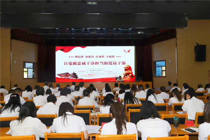 图片2.jpg 图片2.jpg