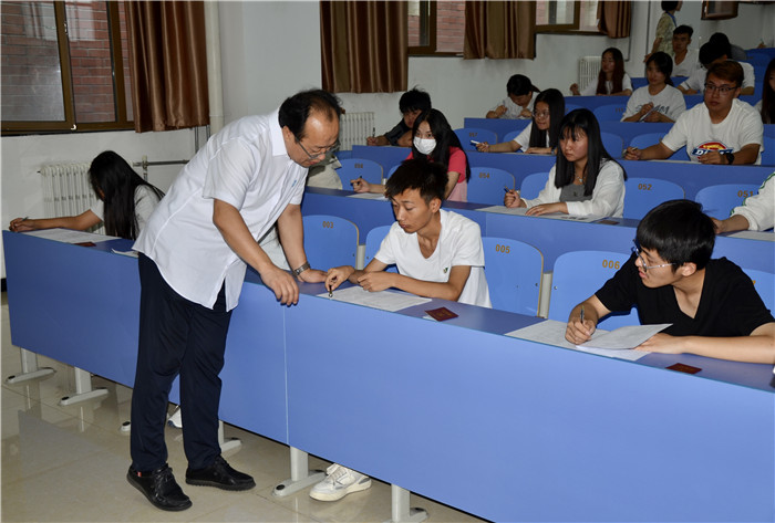 图片2.jpg 图片2.jpg
