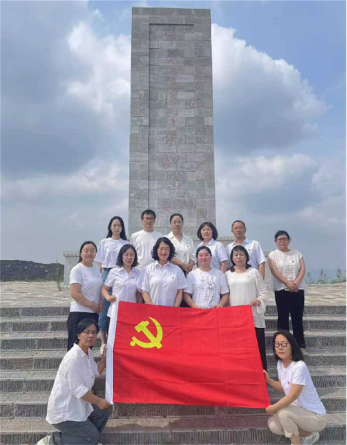 图片4.jpg 图片4.jpg