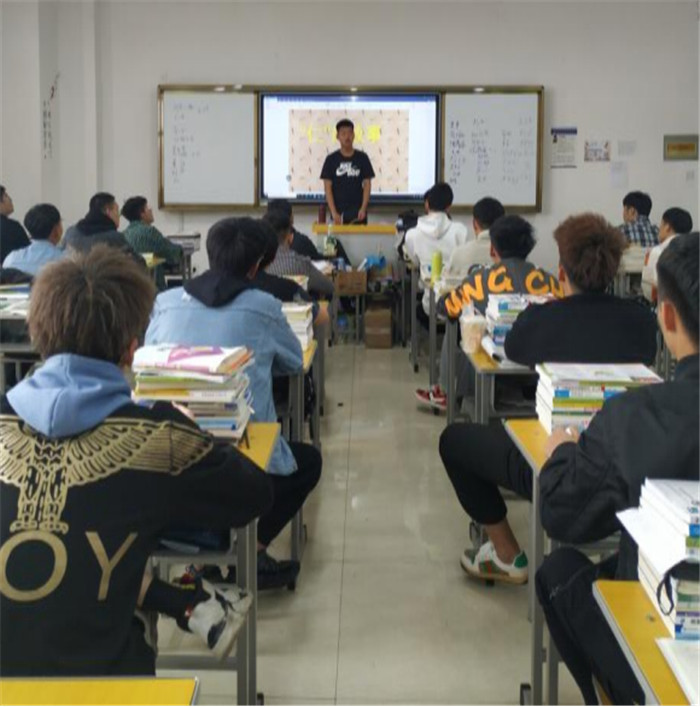 图片2.jpg 图片2.jpg