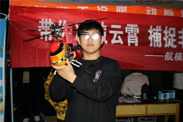 图片12.jpg 图片12.jpg