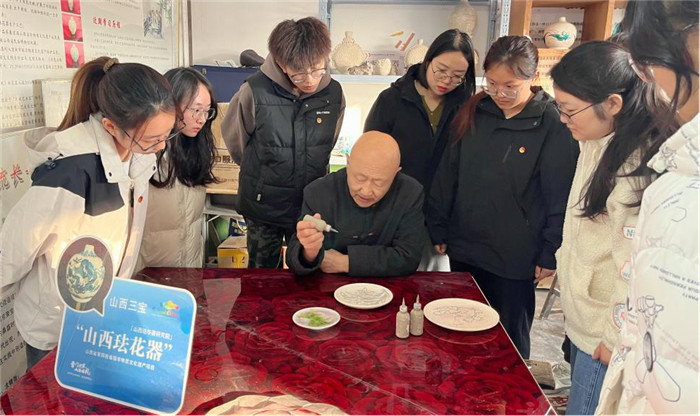 图片4.jpg 图片4.jpg