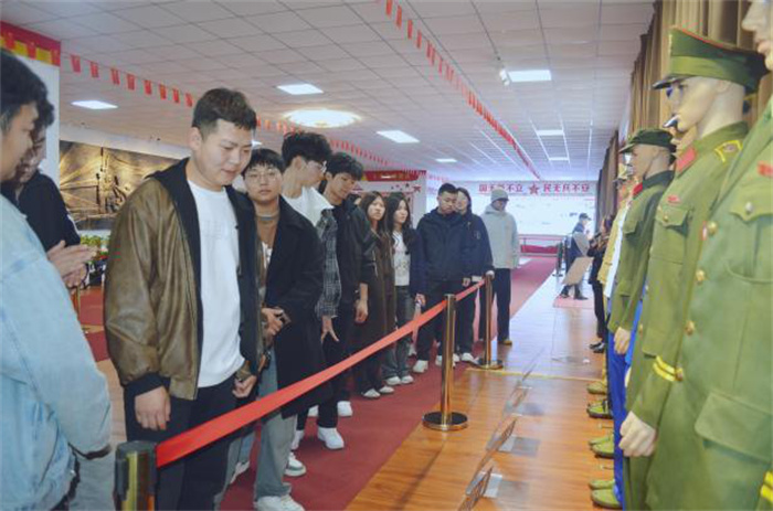 图片2.jpg 图片2.jpg