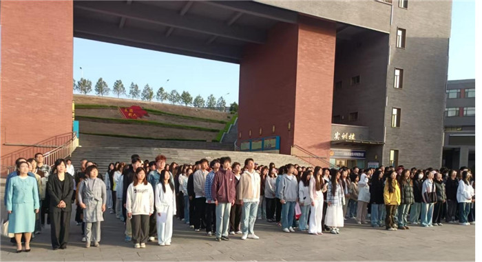 图片4.jpg 图片4.jpg