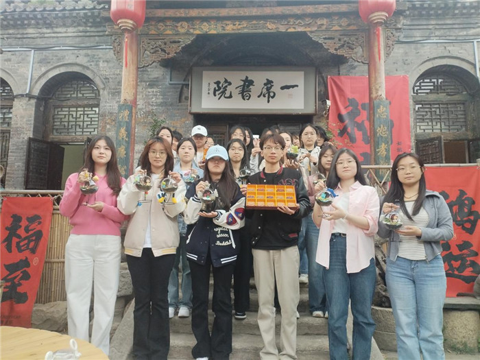 图片8.jpg 图片8.jpg