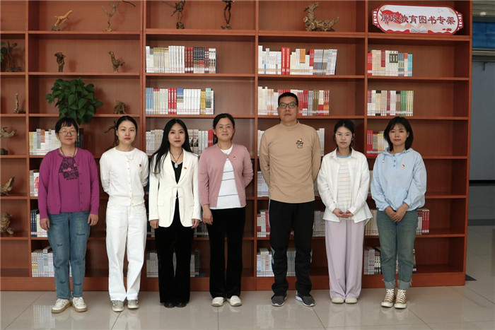 图片2.jpg 图片2.jpg