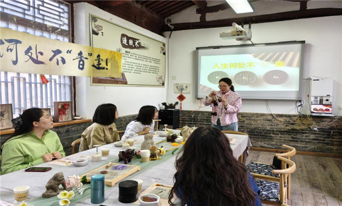 图片4.jpg 图片4.jpg