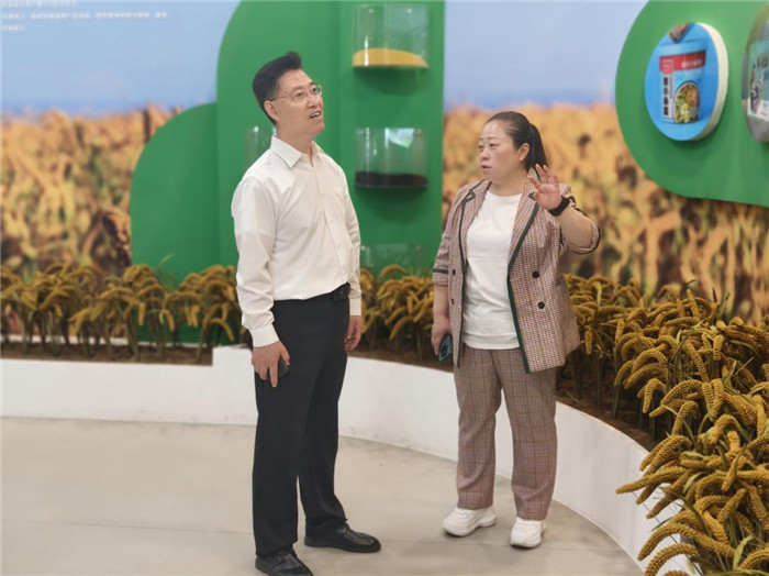 图片3.jpg 图片3.jpg