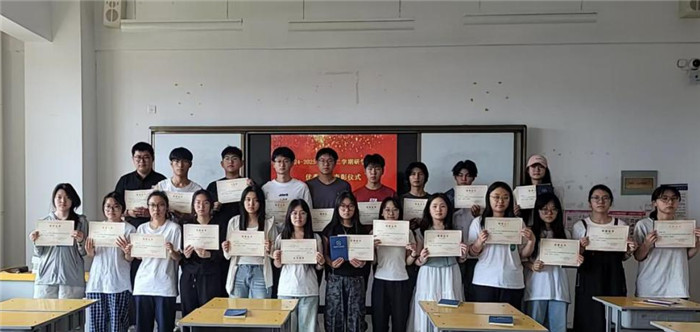 9图片1.jpg 9图片1.jpg