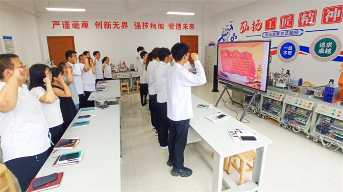 图片4.jpg 图片4.jpg