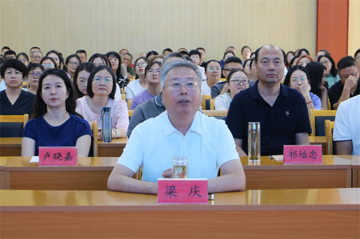 图片2.jpg 图片2.jpg