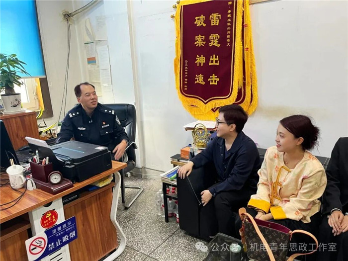 图片2.jpg 图片2.jpg