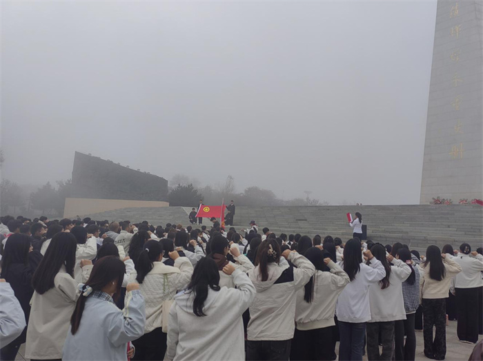 图片3.jpg 图片3.jpg