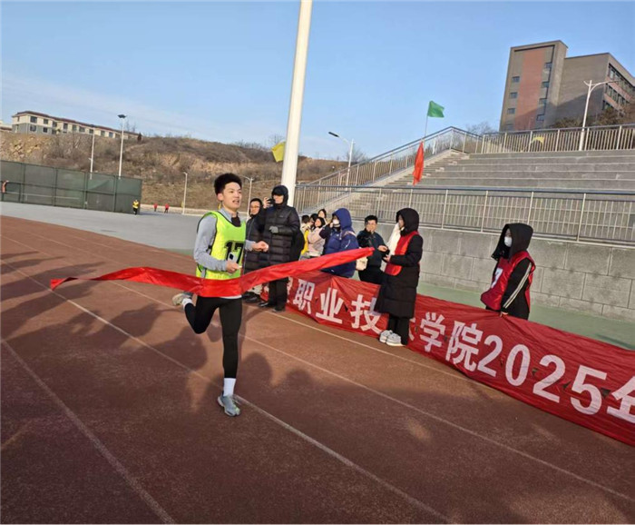 图片4.jpg 图片4.jpg